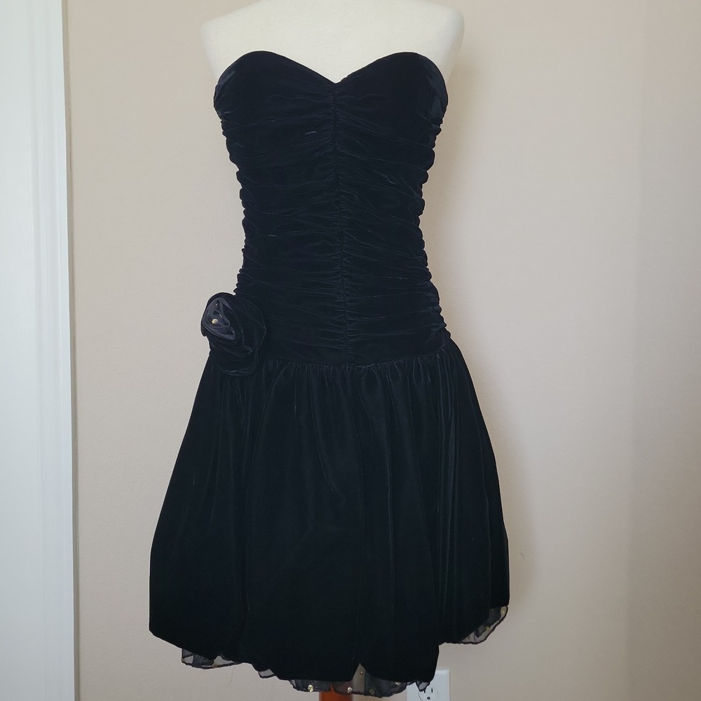 80s Vtg Positively Ellyn Black Velvet Mini Dress Sz S M Hoco Bubble Hem Rauched